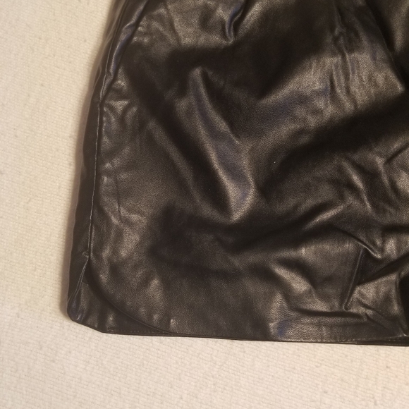 New Topshop Faux Leather Shorts - Black - Picture 3 of 9